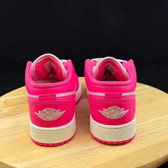 Nike Air Jordan 1 Low Valentines Day Pink White 553560-661 Sz 7Y/ 8.5W Shoes New - Picture 3 of 10
